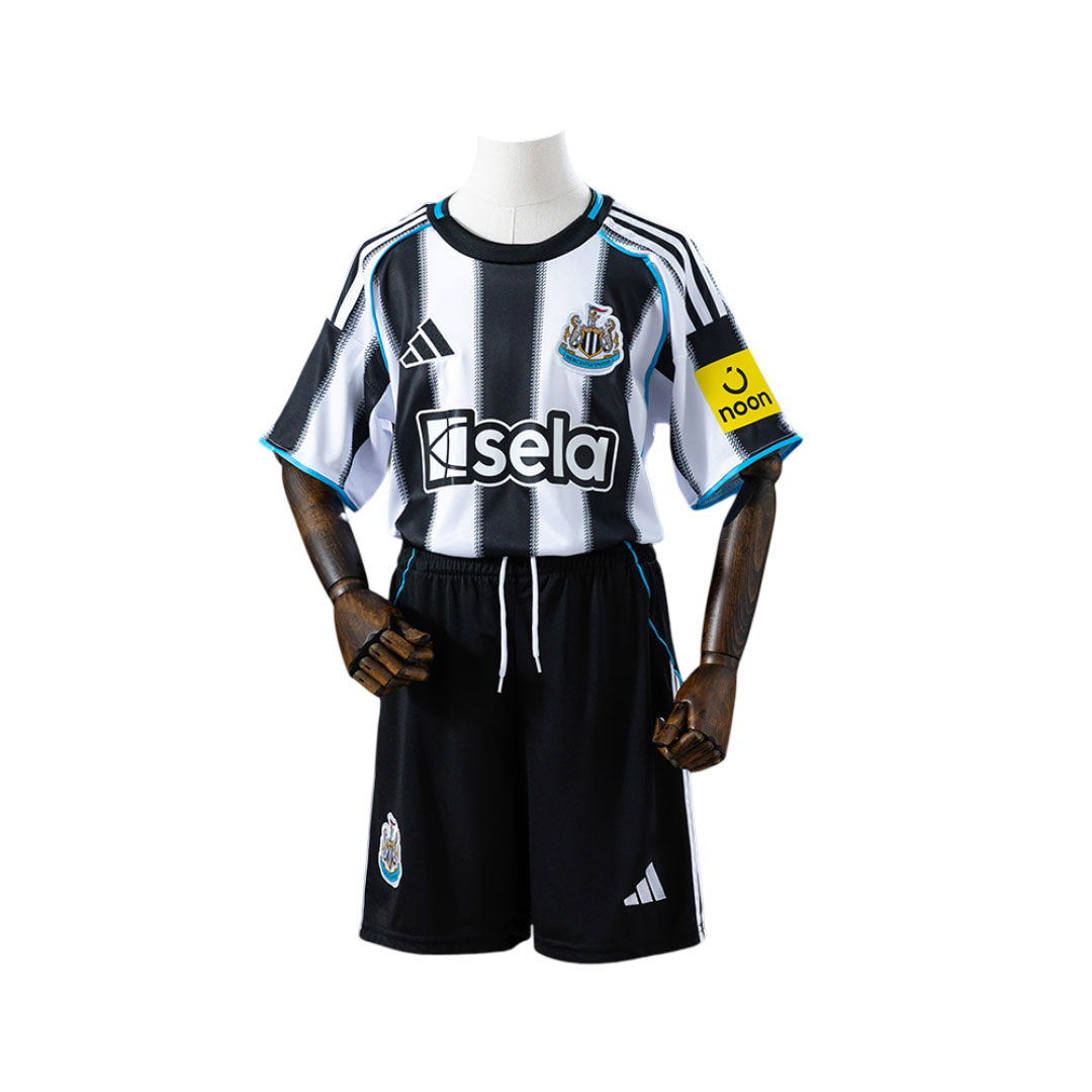 Detská Newcastle United 25-26 Domáci Dres Komplet Detská Newcastle United 25-26 Domáci Dres Komplet