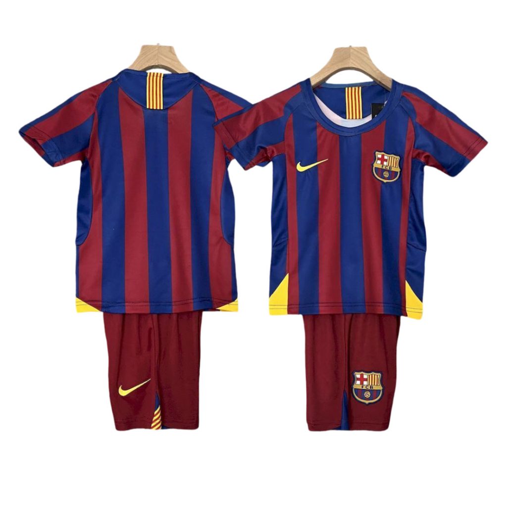 Nájsť Retro Barcelona futbalový dres