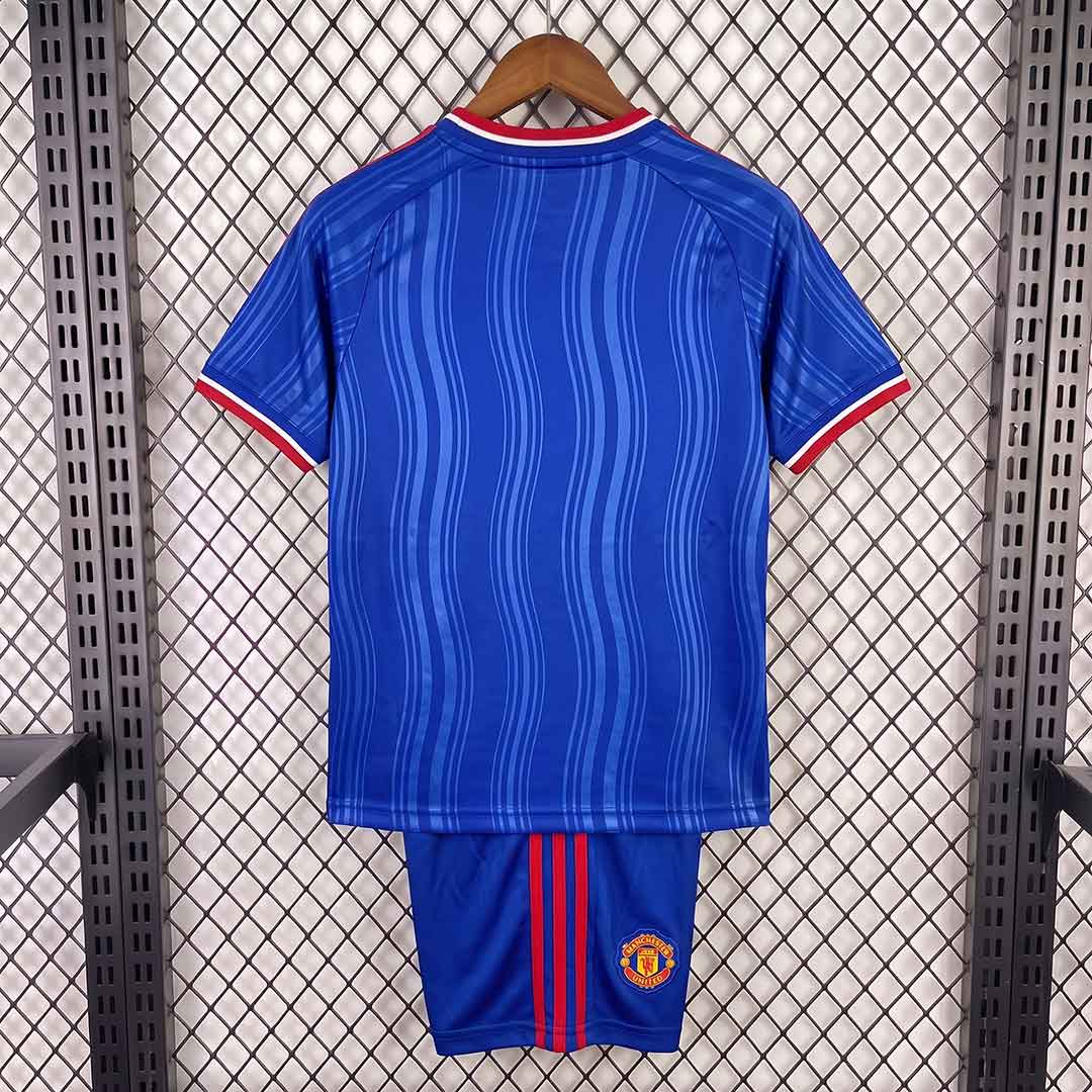 Manchester United 26 27 Hosťovský Detský Set Futbalový Dres a Šortky