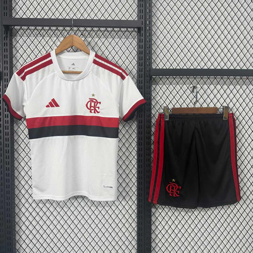Detský futbalový komplet CR Flamengo 2026/27 – Hostia (Biely)