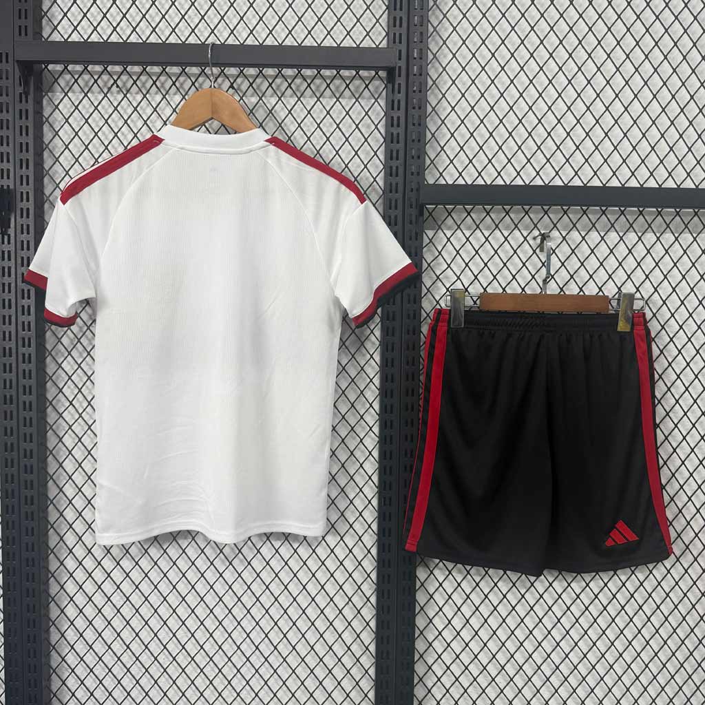 Detský futbalový komplet CR Flamengo 2026/27 – Hostia (Biely)