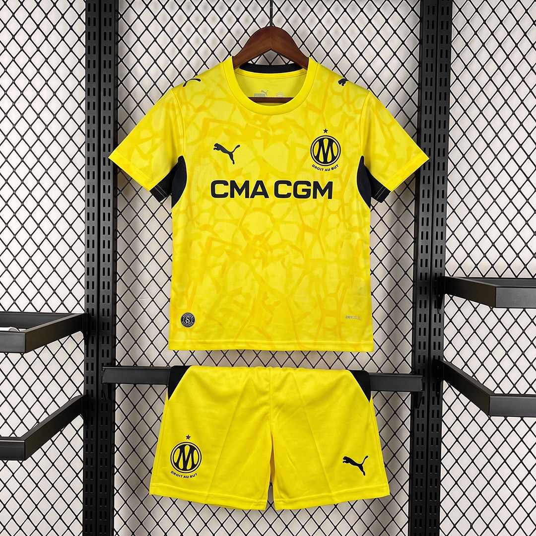 Žltý detský brankársky dres Olympique Marseille 26/27 so šortkami