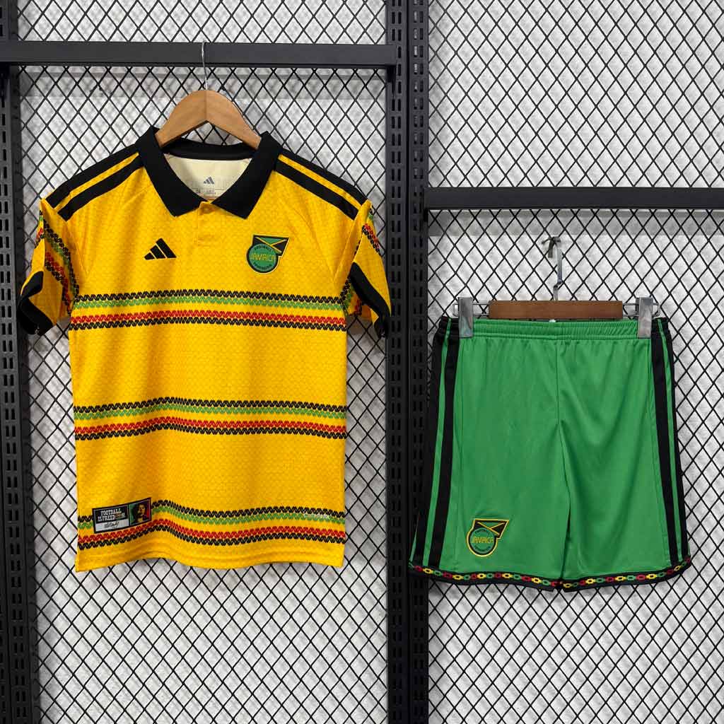 Detský domáci dres Jamajka 2026 so zelenými šortkami – zadná strana