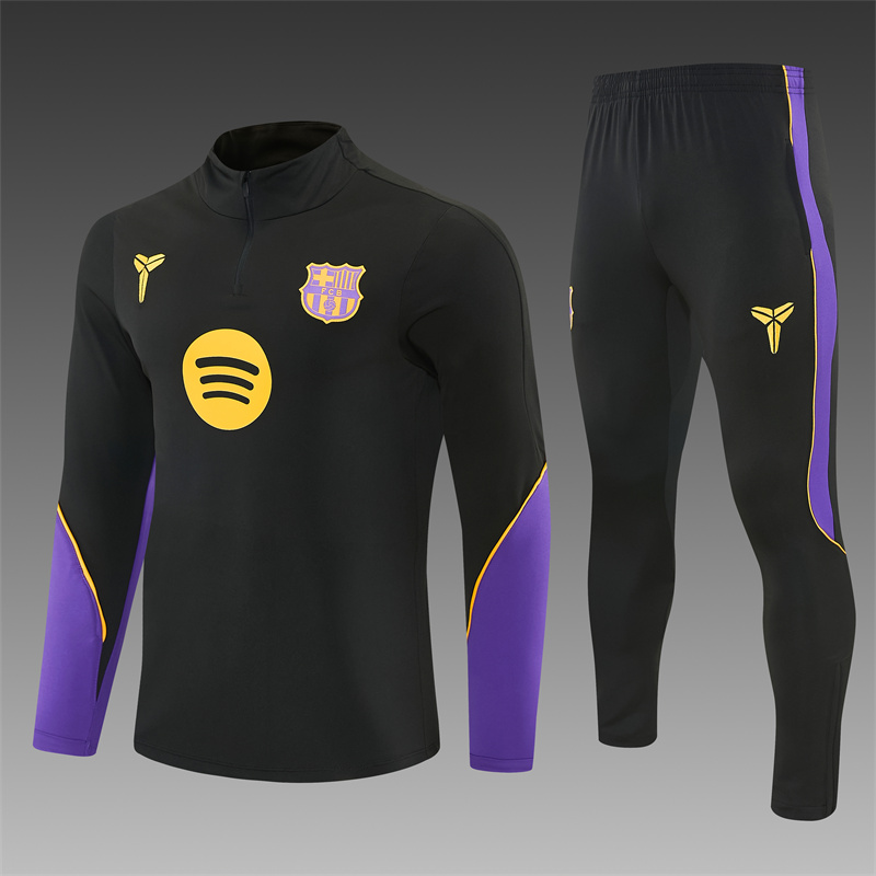 Čierno-fialový tréningový set FC Barcelona 2026/27 Kobe s dlhým rukávom a čiernymi nohavicami