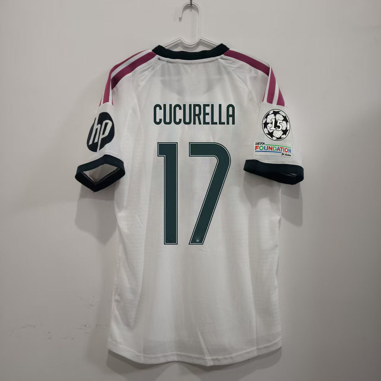 Biely domáci futbalový dres Real Madrid 2026/27 s menom CUCURELLA 17