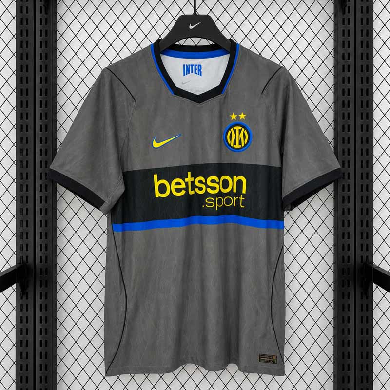 Sivý tretí futbalový dres Inter Milan 2026/27 spredu