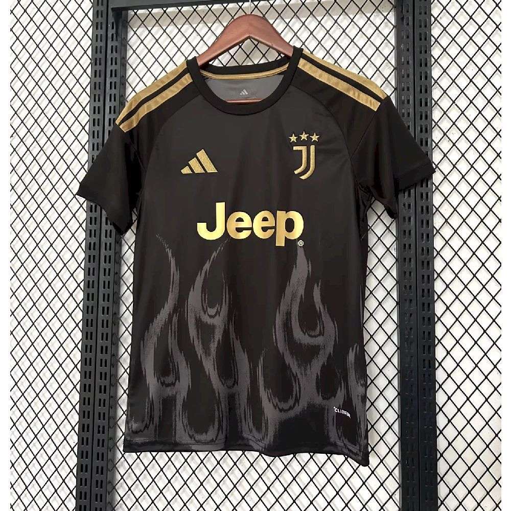 juventus 2026 27 cierny treti dres hlavny