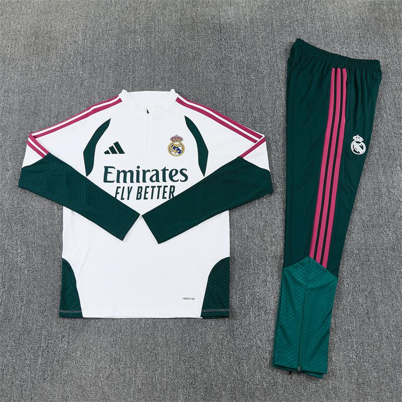 Biely tréningový dres Real Madrid so zelenými panelmi spredu