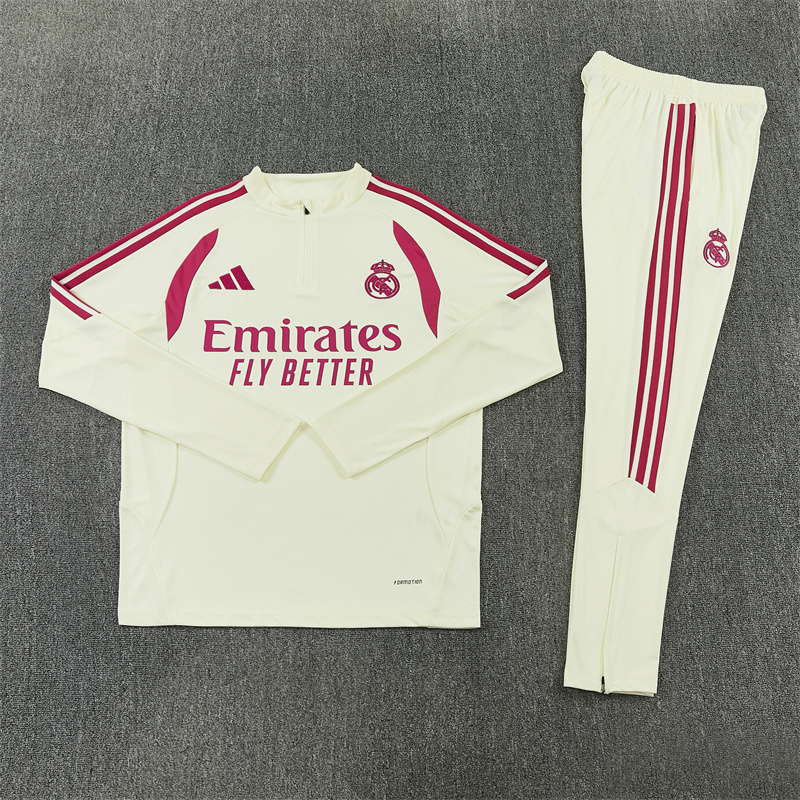 Krémový tréningový dres Real Madrid s ružovými detailmi spredu