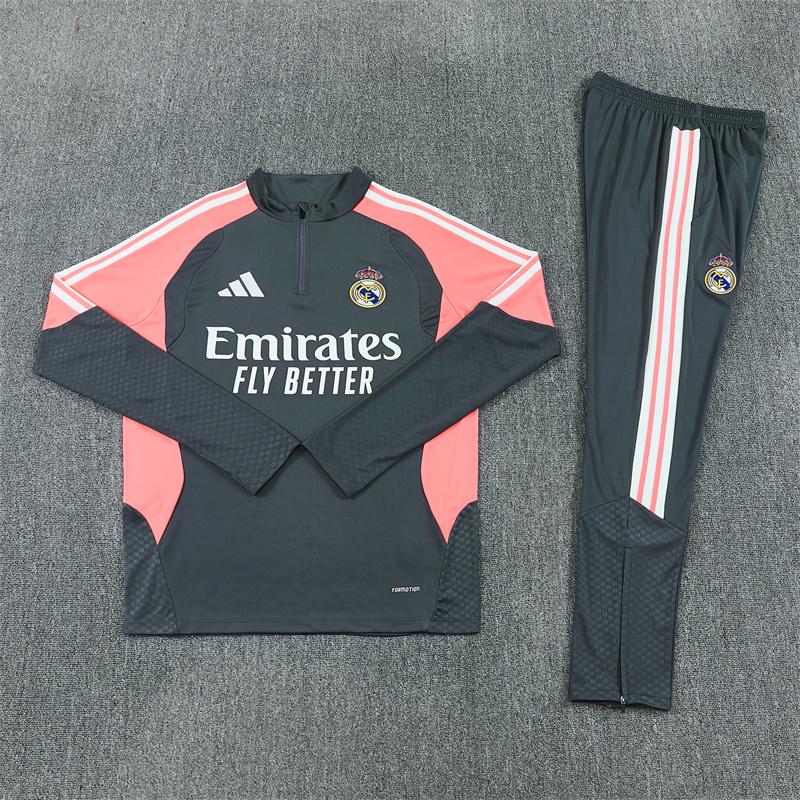 Predná strana tmavosivého tréningového kompletu Real Madrid
