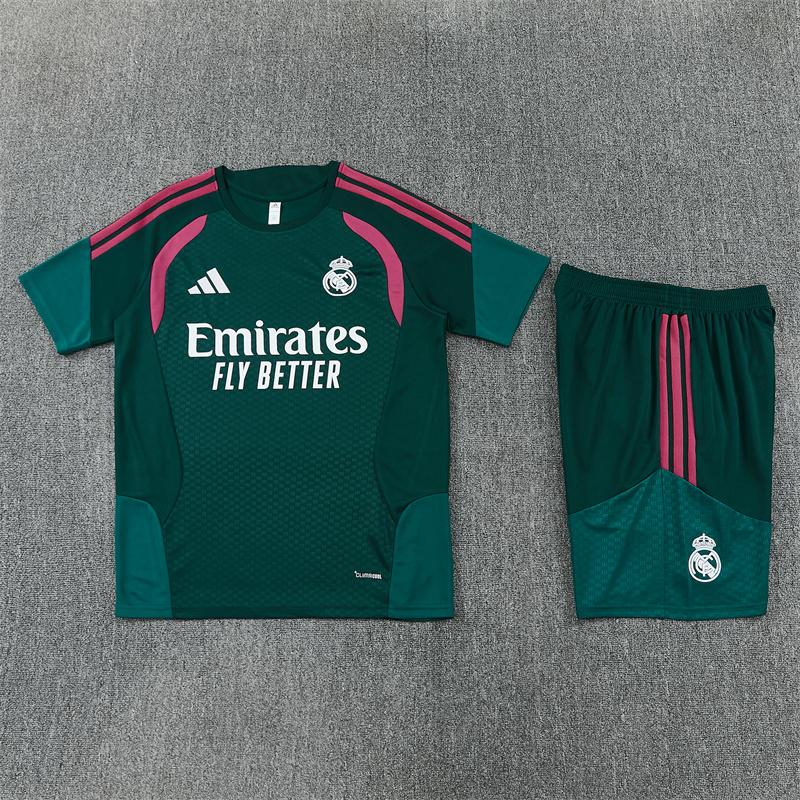 Tmavozelený tréningový dres Real Madrid s krátkym rukávom spredu