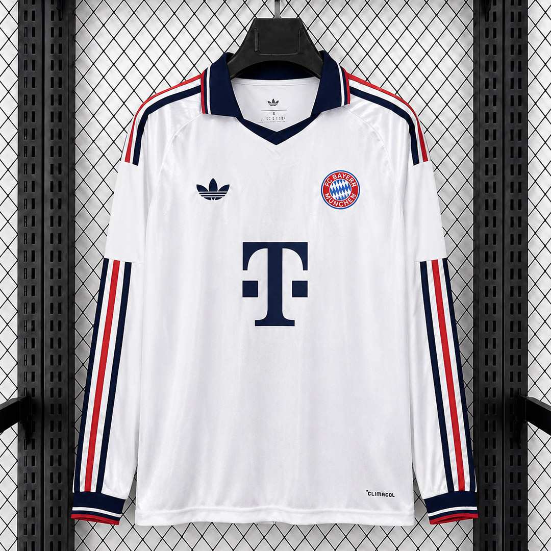 Biely hosťovský dres Bayern München 2026/27 s dlhým rukávom spredu