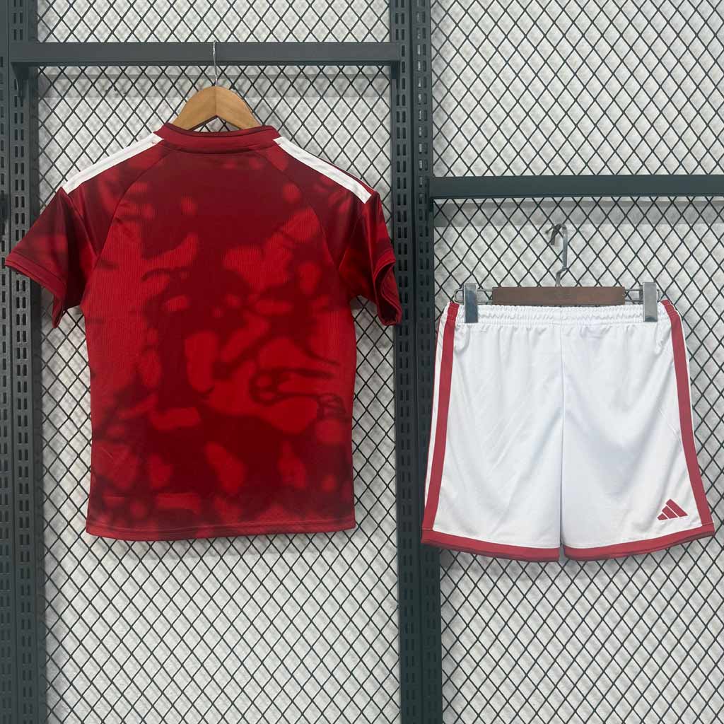 Červený futbalový komplet Nottingham Forest 2026/27 pre deti – zadná strana