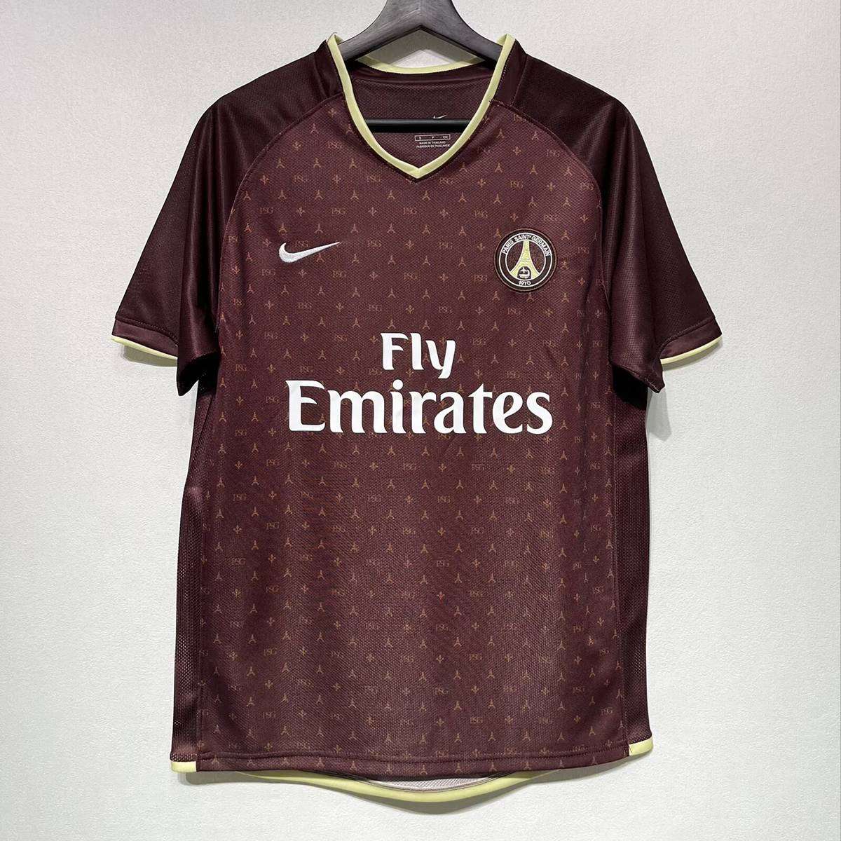 Hnedý PSG 2006/07 retro hosťovský futbalový dres – predná strana