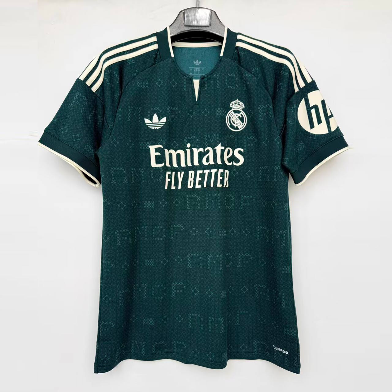 Zelený hosťovský dres Real Madrid 2026/27 – predná strana