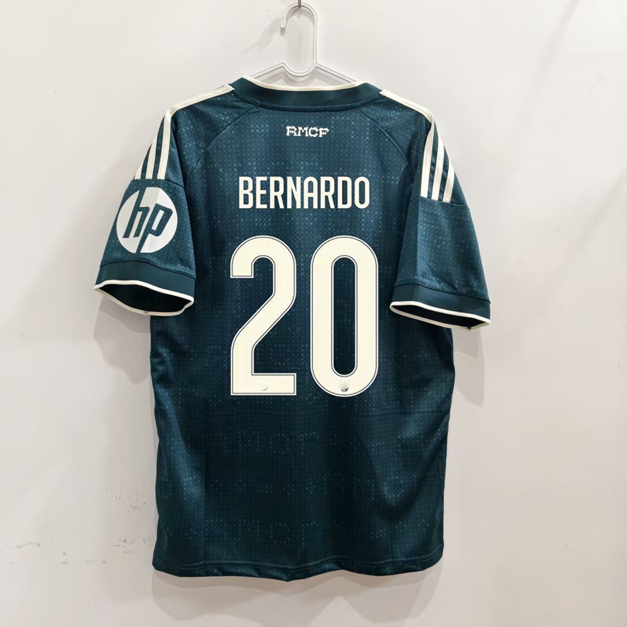 Real Madrid BERNARDO 20 zelený hosťovský dres 2026/27 – zadná strana