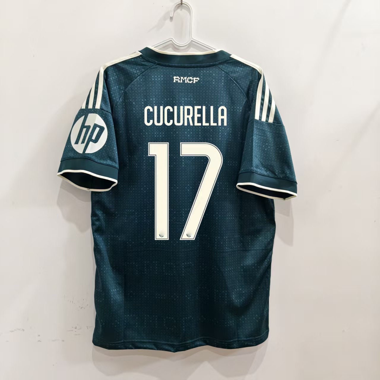 Real Madrid CUCURELLA 17 zelený hosťovský dres 2026/27 – zadná strana