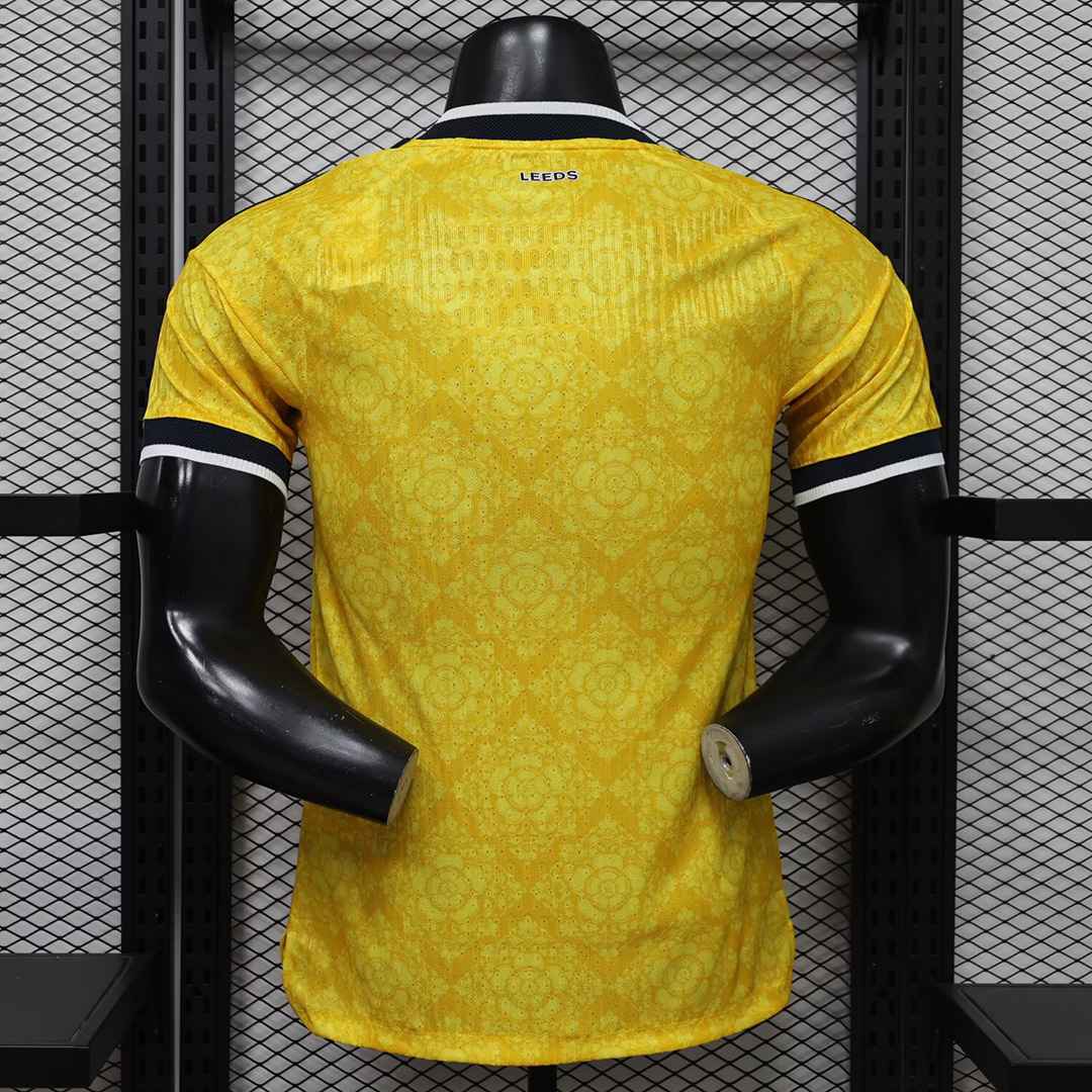 Hosťovský futbalový dres Leeds United 2026/27 – zadná strana